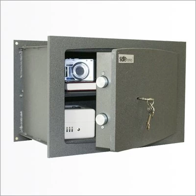Встраиваемый сейф Safetronics STR 28M/27